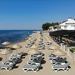 23 Hotel 3*