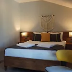 Hotel 23