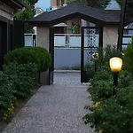 Hotel 23