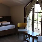 Hotel 23 3*