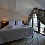 23 Hotel 3*